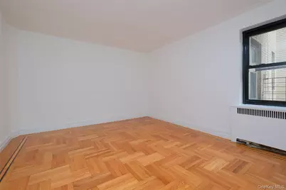 340 E Mosholu Parkway S #4-E, Bronx, NY 10458 - Photo 3