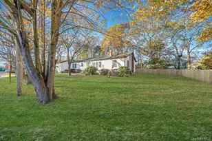 361 Erie St, Holbrook, NY 11741 - Photo 29