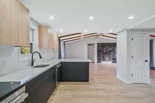 361 Erie St, Holbrook, NY 11741 - Photo 9