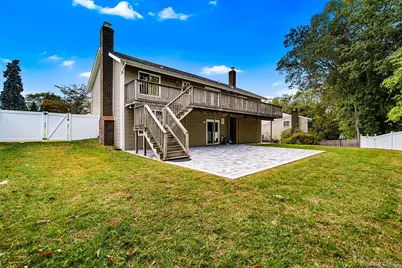 25 Hitching Post Lane, Glen Cove, NY 11542 - Photo 33