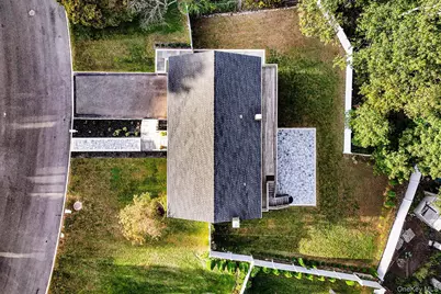 25 Hitching Post Lane, Glen Cove, NY 11542 - Photo 5