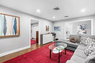 25 Hitching Post Ln, Glen Cove, NY 11542 - Photo 25