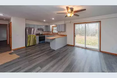 132 Red Top Road, Wallkill, NY 12589 - Photo 7