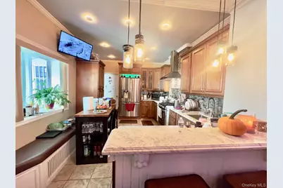 85-10 95th Avenue, Ozone Park, NY 11416 - Photo 3