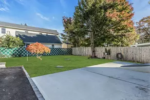 42 13th St, Locust Valley, NY 11560 - Photo 27