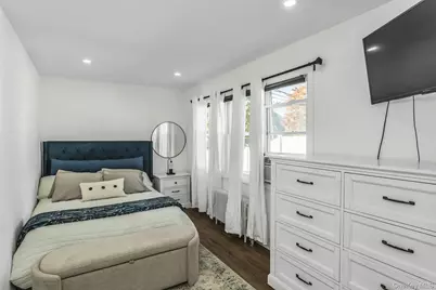 42 13th Street, Locust Valley, NY 11560 - Photo 15