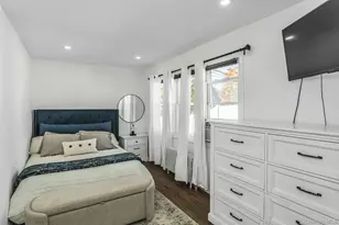 42 13th St, Locust Valley, NY 11560 - Photo 15