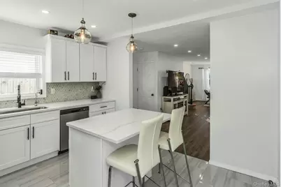 42 13th Street, Locust Valley, NY 11560 - Photo 11