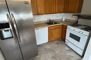 103 Horizon Ct, Bronx, NY 10473 - Photo 5