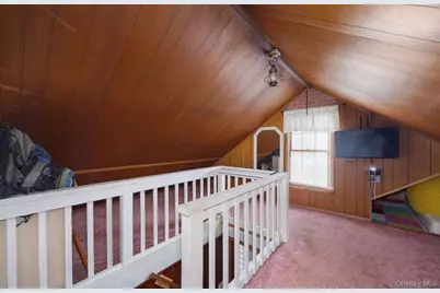 85 W Hook Road, Hopewell Junction, NY 12533 - Photo 21