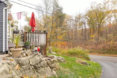 85 W Hook Road, Hopewell Junction, NY 12533 - Photo 9