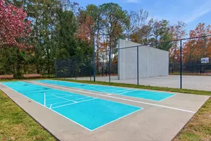 345 Colonial Cir, Manorville, NY 11949 - Photo 23