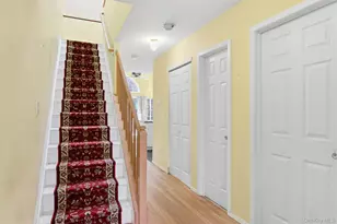 345 Colonial Cir, Manorville, NY 11949 - Photo 3