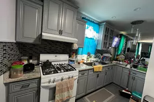 145-88 179th St, Springfield Gardens, NY 11434 - Photo 5