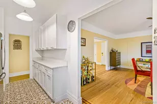 43 Calton Rd, New Rochelle, NY 10804 - Photo 11