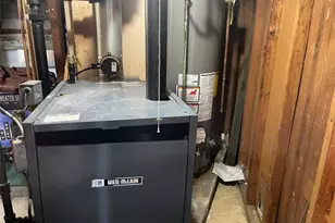 248-29 88th Rd, Bellerose, NY 11426 - Photo 9