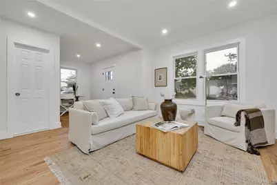 159 35th Street, Lindenhurst, NY 11757 - Photo 21