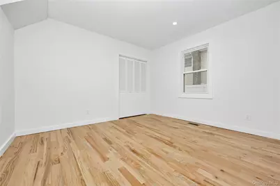 159 35th Street, Lindenhurst, NY 11757 - Photo 27