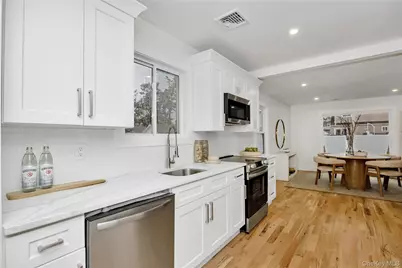 159 35th Street, Lindenhurst, NY 11757 - Photo 11