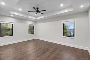 29 Hyacinth Rd, Levittown, NY 11756 - Photo 25