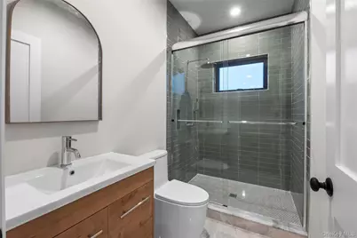 29 Hyacinth Road, Levittown, NY 11756 - Photo 35