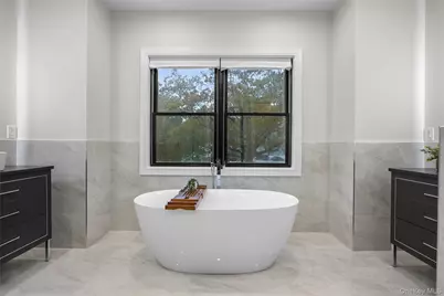 29 Hyacinth Road, Levittown, NY 11756 - Photo 31