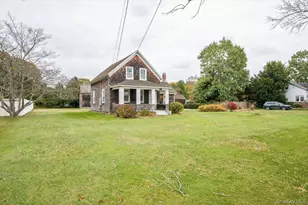 811 Locust Ave, Bohemia, NY 11716 - Photo 3