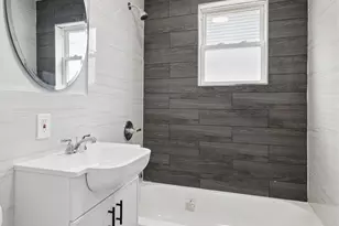 164-16 115th Ave, Jamaica, NY 11434 - Photo 9