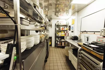 207 Starr Street, Brooklyn, NY 11237 - Photo 17