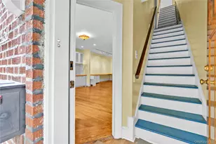 21-50 28th St, Astoria, NY 11105 - Photo 9