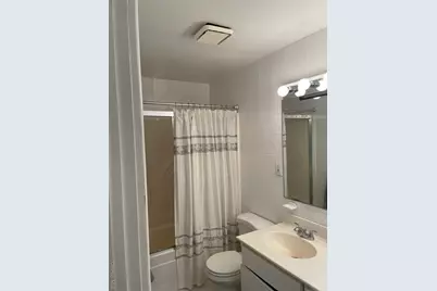 300 Washington Drive, Centerport, NY 11721 - Photo 17