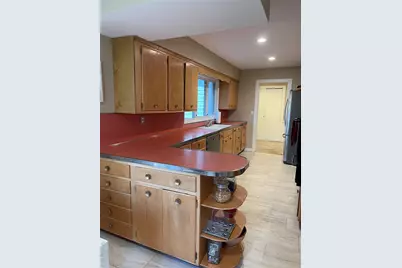 300 Washington Drive, Centerport, NY 11721 - Photo 7