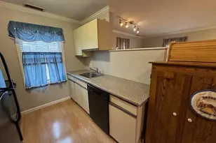 1824 Commerce St, Yorktown Heights, NY 10598 - Photo 5