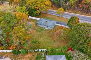 130 Beaver Dam Rd, Brookhaven, NY 11719 - Photo 15