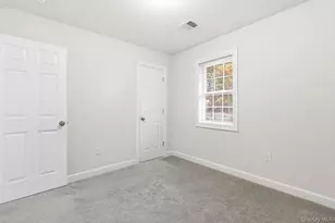 130 Beaver Dam Rd, Brookhaven, NY 11719 - Photo 11