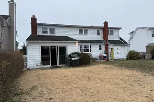 7 Fairlawn Ct, Shirley, NY 11967 - Photo 33