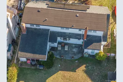 7 Fairlawn Court, Shirley, NY 11967 - Photo 13