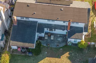 7 Fairlawn Ct, Shirley, NY 11967 - Photo 31