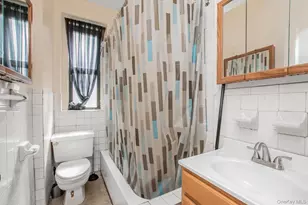 2199 Holland Ave, Bronx, NY 10462 - Photo 7