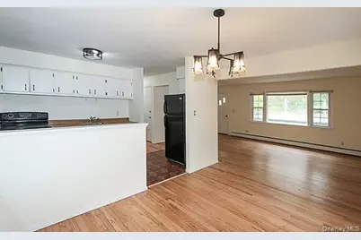 27 Potter Lane, Huntington, NY 11743 - Photo 7