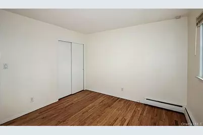 27 Potter Lane, Huntington, NY 11743 - Photo 11