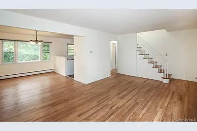 27 Potter Lane, Huntington, NY 11743 - Photo 5