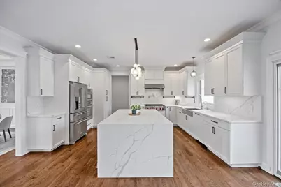 60 Moss Lane, Jericho, NY 11753 - Photo 13