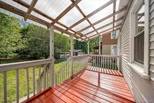 28 Spring St, Middletown, NY 10940 - Photo 35