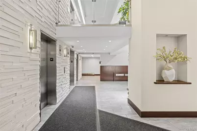 240 51 Avenue #1H, Long Island City, NY 11101 - Photo 9