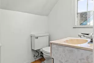 75-16 180th St, Fresh Meadows, NY 11366 - Photo 21