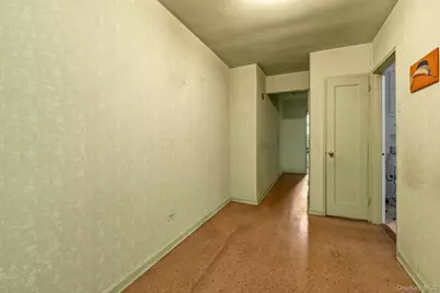 4334 Union Street #5H, Flushing, NY 11355 - Photo 7