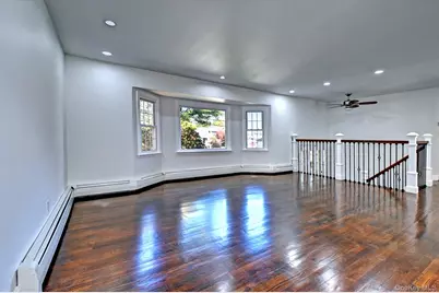 8 Prairie Road, Huntington Station, NY 11746 - Photo 5