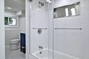 8 Prairie Rd, Huntington Station, NY 11746 - Photo 21