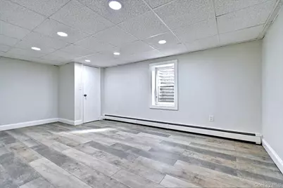 8 Prairie Road, Huntington Station, NY 11746 - Photo 25